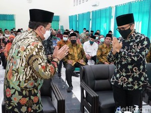 Bertemu Bupati Anas, Wamenag Kenang Akses Jalan ke Banyuwangi