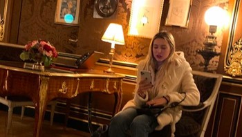 Ini saat dia sedang liburan di Paris. Foto: Instagram