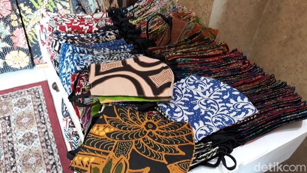 masker batik tulis dari solo