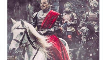 Pujilah sang raja. Foto: istimewa