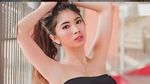 Pose Menggoda Nindya Athalia Putri