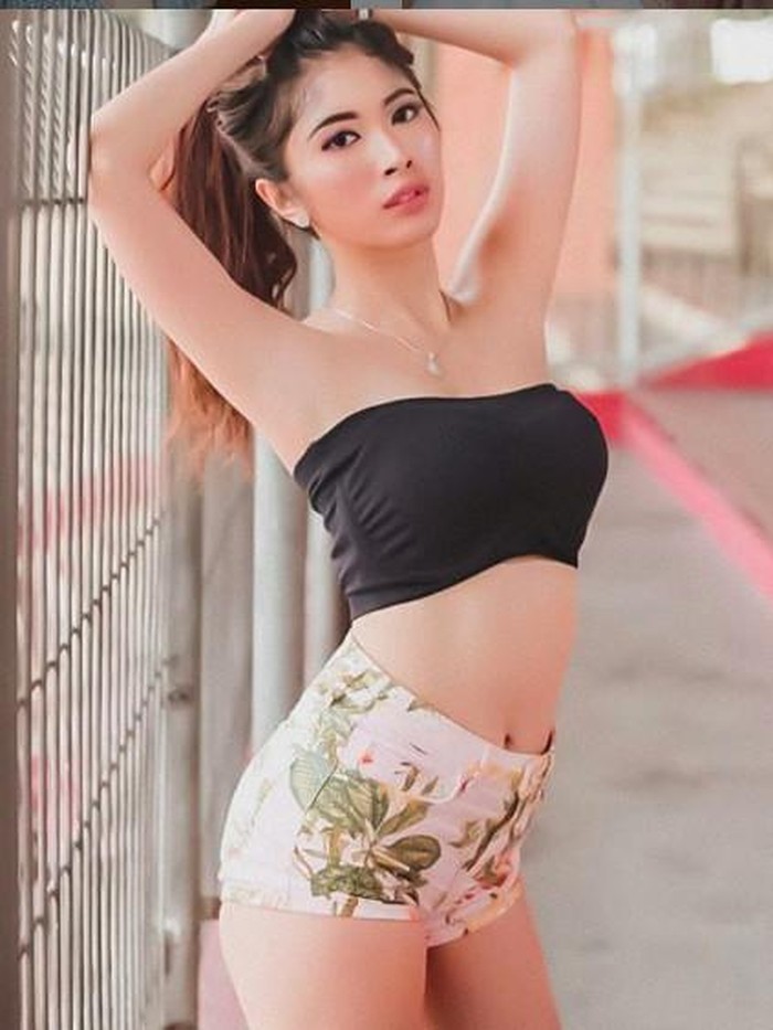 Shabnam Surayyoning yalangoch suratlari