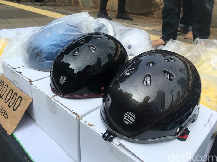 Pedagang helm sepeda helm cetok Pedagang helm sepeda helm cetok