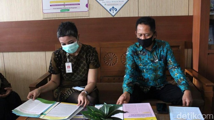 Kepala Badan Pengembangan dan Penelitian Kemensos Sahabudin mengunjungi BBPPKS Yogyakarta. Sahabudin juga memberikan pelatihan secara daring kepada ribuan pendamping PKH.