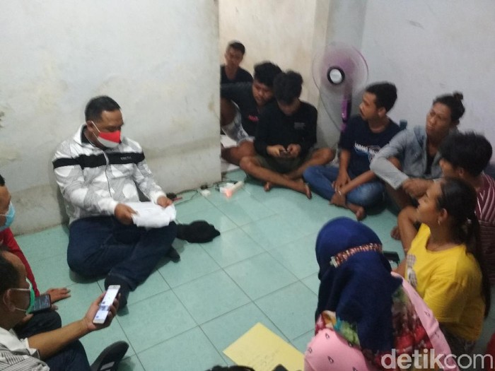 Tempat penampungan TKI ilegal di Cirebon (Sudirman Wamad/detikcom)