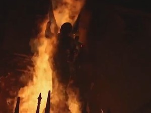 Dua Gereja Dibakar Demonstran di Chile