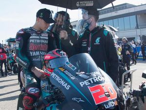 Tekanan Angin Ban Bikin Quartararo Loyo, tapi Masih Ada Untungnya