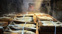 Meskipun pandemi COVID-19 melanda dunia dan melumpuhkan perekonomian namun tidak terlalu berpengaruh pada bisnis pengolahan ikan bandeng di tempat tersebut dan masih berproduksi karena permintaan produk olahan ikan bandeng presto relatif stabil dengan harga yang relatif terjangkau.  