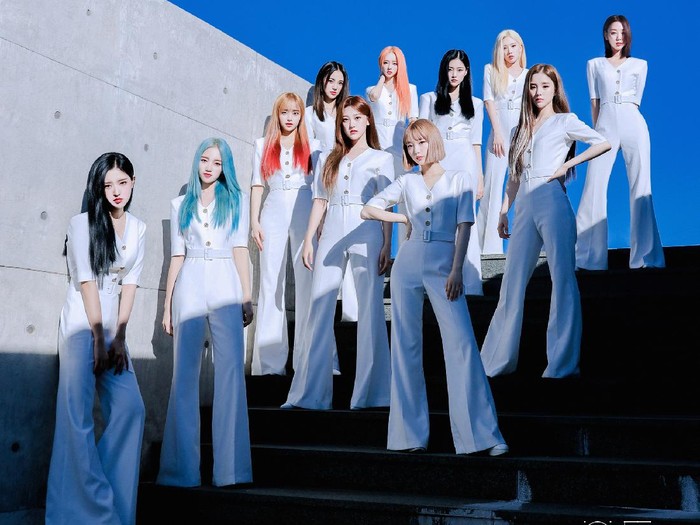 LOONA