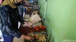 Aksi Bagi-bagi Nasi Bungkus untuk Buruh Terdampak COVID-19