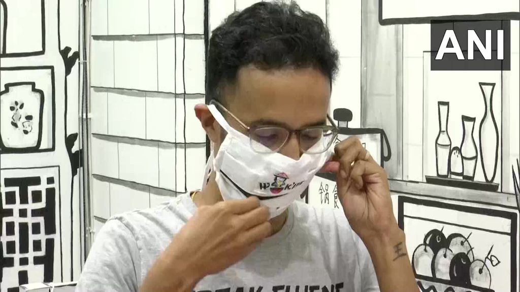 Restoran Ini Tawarkan Masker Khusus Untuk Makan Bagi Pengunjung