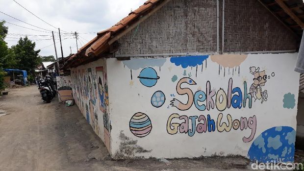 Sekolah Gajah Wong, Kota Yogyakarta, Senin (19/10/2020).