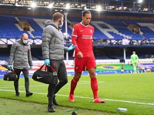 Liverpool Wajib Rekrut Bek Tengah di Januari!