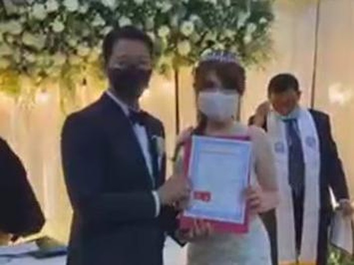 angela lee nikah lagi