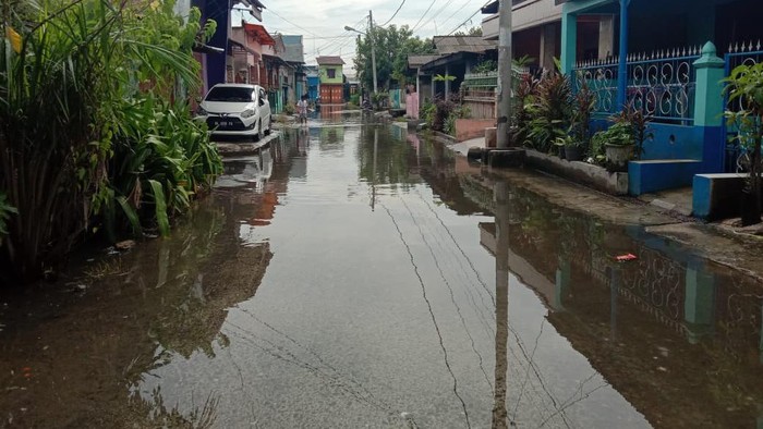 Banjir rob di Medan Belawan (Ahmad Arfah-detikcom)