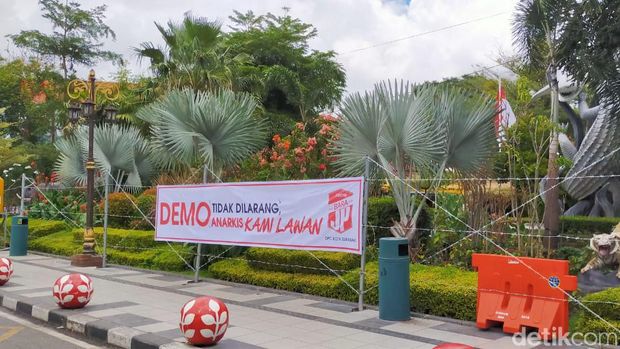 demo tolak omnibus law
