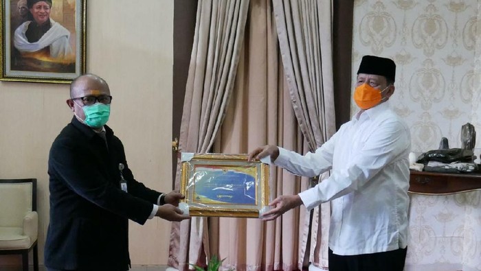 Gubernur Banten Wahidin Halim
