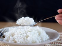 Kamu Perlu Tahu! Ini 4 Efek pada Tubuh Jika Rutin Makan Nasi Putih
