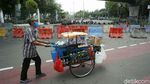 Antisipasi Aksi Anarkis Jalan Merdeka Timur Ditutup Kawat Berduri