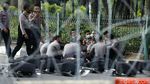 Antisipasi Aksi Anarkis Jalan Merdeka Timur Ditutup Kawat Berduri