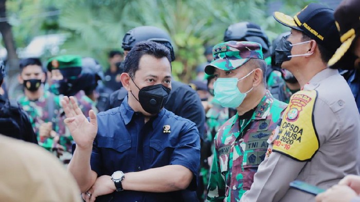 Kabareskrim Polri, Kapolda Metro Jaya hingga Pangdam Jaya tinjau demo di Patung Kuda