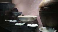 Selain sejumlah keramik yang tersimpan di Museum Pusaka Keraton Kasepuhan, beberapa peninggalan lainnya juga masih tersimpan di Museum Kong di Astana Gunung Sembung, Kecamatan Gunungjati, Kabupaten Cirebon. 