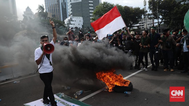 Lagi lagi Demo di  Jakarta  Ini 5 Tips Aman Mengemudi saat 