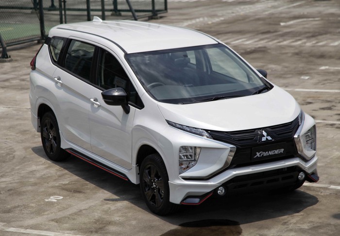 Mitsubishi Xpander Black Edition