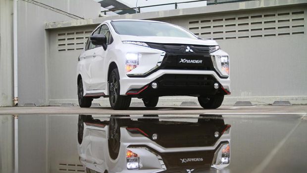 Mitsubishi Xpander Black Edition