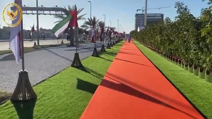 Nama tokoh Indonesia yang menjadi nama jalan di negara sahabat kini bertambah lagi. Presiden Joko Widodo kini punya jalan sendiri di Abu Dhabi.