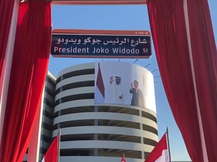 Nama tokoh Indonesia yang menjadi nama jalan di negara sahabat kini bertambah lagi. Presiden Joko Widodo kini punya jalan sendiri di Abu Dhabi.