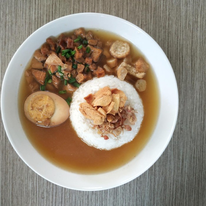Resep Nasi Bakmoy Ayam yang Manis Gurih