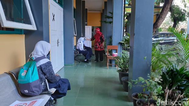 Hari pertama pembelajaran tatap muka di Banyumas, 20/10/2020