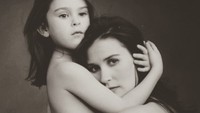 Kisah Rumer hampir sama dengan apa yang menimpa Demi Moore, namun ia diperkosa usai dijual oleh ibundanya. Dok. Instagram/rumerwillis