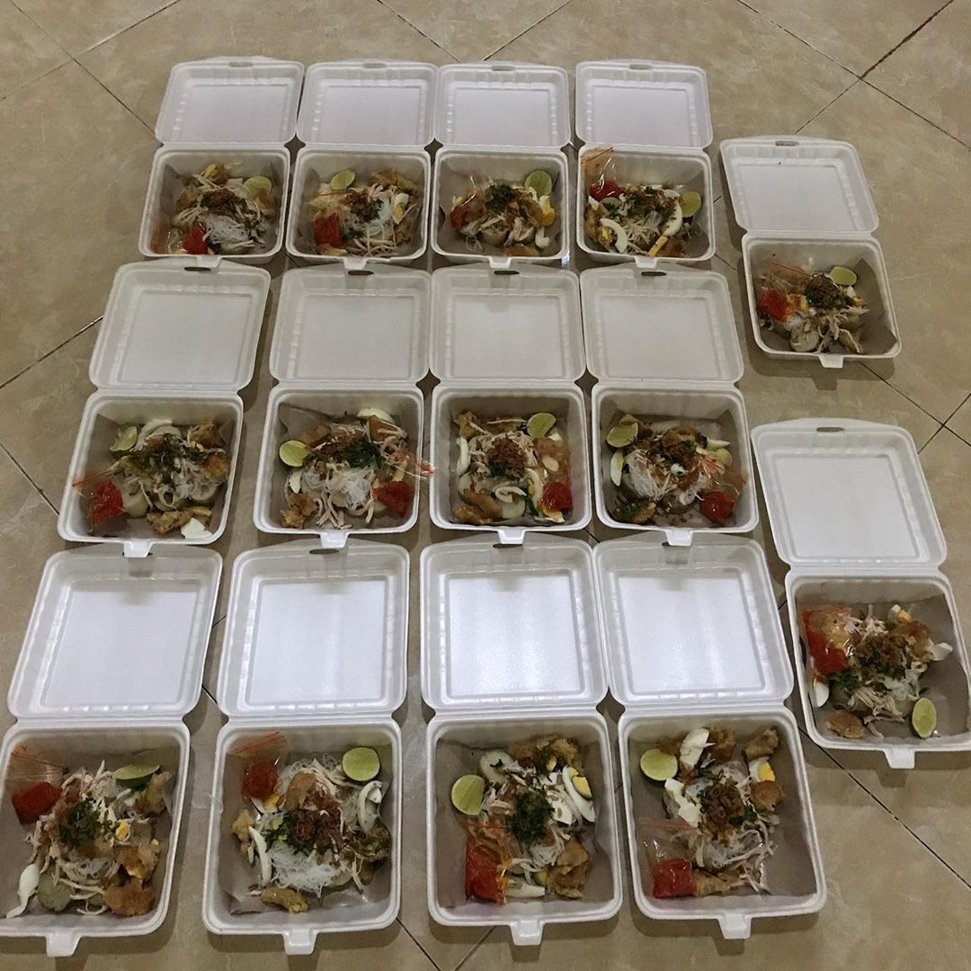 Setiap Jumat, Warung Soto Banjar Ini Menerima Pesanan Untuk Donasi
