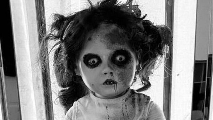 Boneka yang dimiliki penyelidik paranormal Matt Tillet