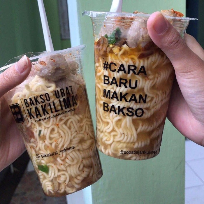 Cara baru makan bakso Bukan Pakai Mangkok, Ini Cara Baru Makan Bakso yang Praktis