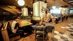 Jakarta PSBB Transisi, Warga Bisa Makan di Restoran Lagi