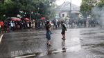 Diguyur Hujan, Mahasiswa Kembali Geruduk DPRD Jabar