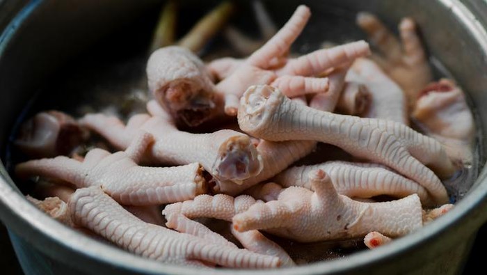 5 Fakta Kesehatan Makan Ceker Ayam yang Perlu Diketahui