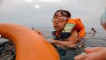 Gempi yang Seru-seruan Snorkeling di Pulau Macan