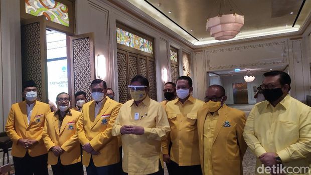 Golkar Gelar Syukuran HUT ke-56, Airlangga hingga Luhut Hadir