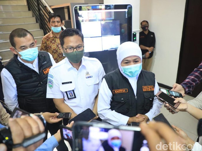 Kepala Stasiun Meteorologi Maritim Tanjung Perak Surabaya, Taufiq Hermawan mengimbau warga waspada dampak La Nina. Salah satu dampaknya yakni puting beliung.