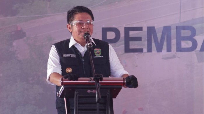 Gubernur Sumsel Herman Deru