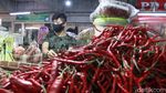 Harga Cabai di Bandung Pedas Banget