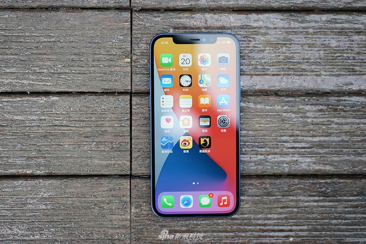 iPhone 12