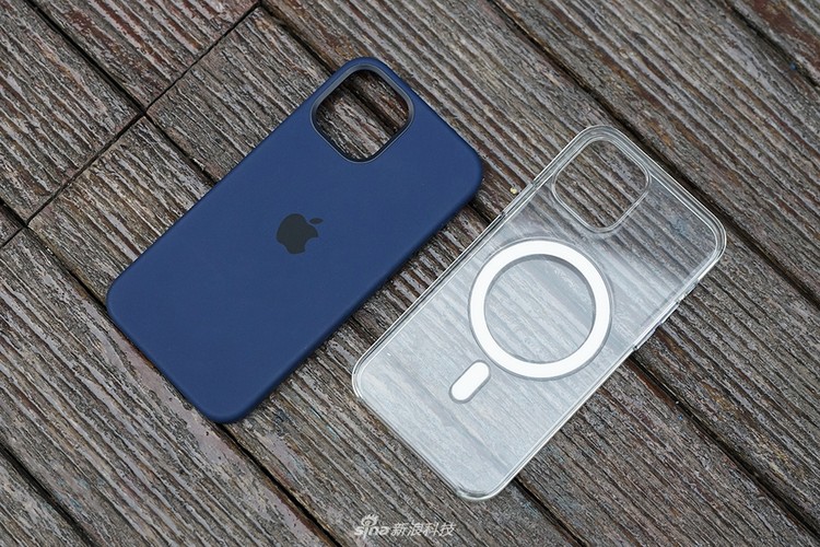 iPhone 12 Pro Pacific Blue Tampil Mewah Harga Rp 15 Juta