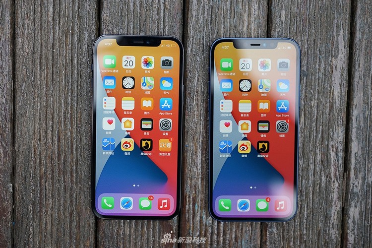 iPhone 12 Pro iPhone 12 Pro