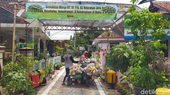 lingkungan RT 05 RW 02 Kelurahan Jetis, Blora
