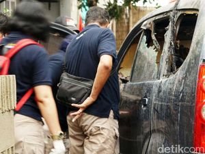 Video Mayat Misterius Terikat dan Terbakar di Dalam Mobil